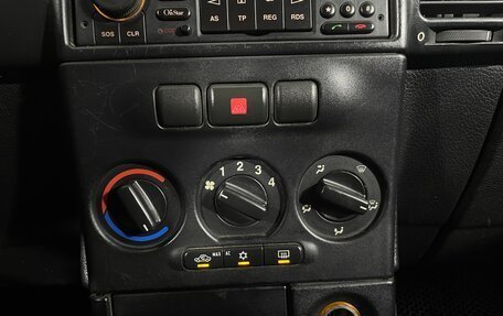 Opel Zafira A рестайлинг, 2001 год, 330 000 рублей, 17 фотография