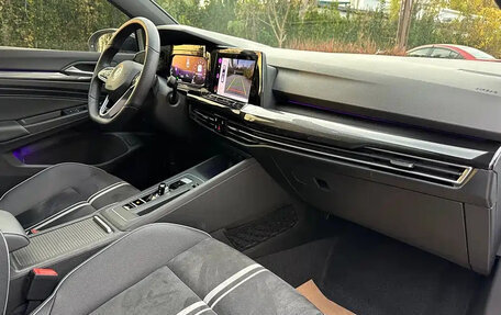 Volkswagen Golf VIII, 2021 год, 1 890 099 рублей, 12 фотография