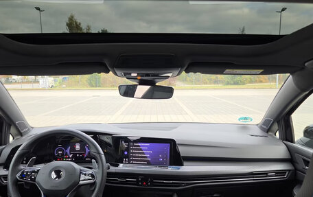 Volkswagen Golf VIII, 2022 год, 1 994 000 рублей, 7 фотография