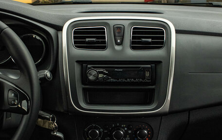 Renault Sandero II рестайлинг, 2017 год, 999 000 рублей, 7 фотография