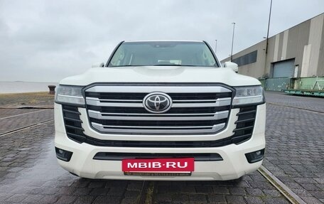 Toyota Land Cruiser, 2025 год, 22 100 000 рублей, 4 фотография