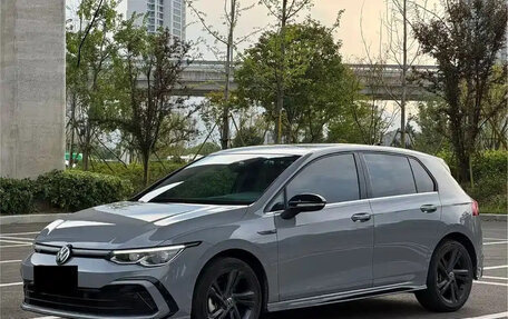 Volkswagen Golf VIII, 2021 год, 1 310 000 рублей, 1 фотография