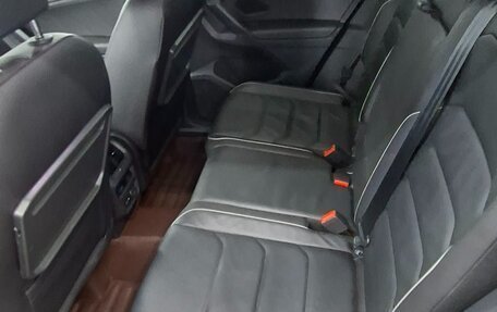 Volkswagen Tiguan II, 2019 год, 3 150 000 рублей, 18 фотография