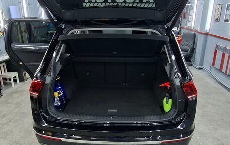 Volkswagen Tiguan II, 2019 год, 3 150 000 рублей, 19 фотография