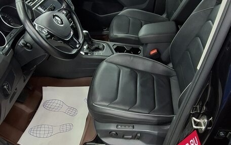 Volkswagen Tiguan II, 2019 год, 3 150 000 рублей, 17 фотография