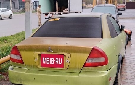 Mitsubishi Mirage VI рестайлинг, 1999 год, 80 000 рублей, 3 фотография