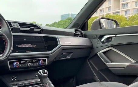 Audi Q3, 2022 год, 2 494 000 рублей, 17 фотография