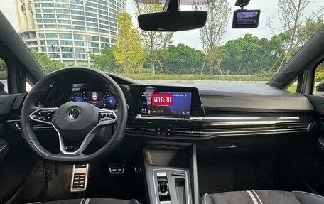 Volkswagen Golf VIII, 2021 год, 1 310 000 рублей, 6 фотография