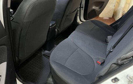 Hyundai Solaris II рестайлинг, 2011 год, 850 000 рублей, 9 фотография