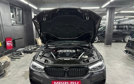 BMW 5 серия, 2020 год, 5 100 000 рублей, 2 фотография