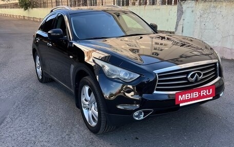 Infiniti FX II, 2011 год, 1 545 000 рублей, 3 фотография