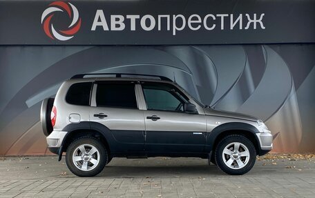 Chevrolet Niva I рестайлинг, 2016 год, 699 000 рублей, 4 фотография