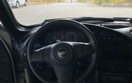 Chevrolet Niva I рестайлинг, 2016 год, 699 000 рублей, 11 фотография