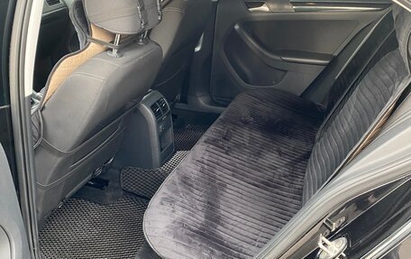 Volkswagen Jetta VI, 2017 год, 1 850 000 рублей, 8 фотография