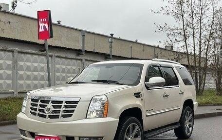 Cadillac Escalade III, 2013 год, 2 500 000 рублей, 1 фотография