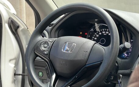 Honda Vezel, 2020 год, 1 740 000 рублей, 8 фотография