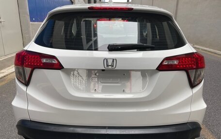 Honda Vezel, 2020 год, 1 740 000 рублей, 5 фотография
