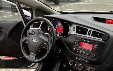 KIA cee'd III, 2013 год, 999 000 рублей, 17 фотография