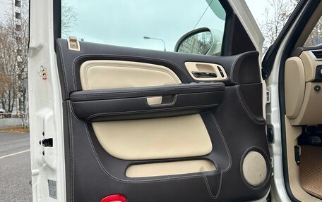 Cadillac Escalade III, 2013 год, 2 500 000 рублей, 11 фотография