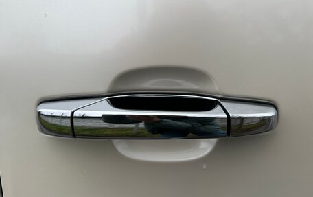 Cadillac Escalade III, 2013 год, 2 500 000 рублей, 23 фотография