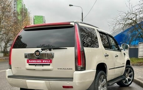 Cadillac Escalade III, 2013 год, 2 500 000 рублей, 31 фотография