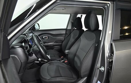 KIA Soul II рестайлинг, 2019 год, 1 399 000 рублей, 10 фотография