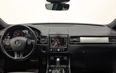 Volkswagen Touareg III, 2017 год, 2 575 000 рублей, 14 фотография