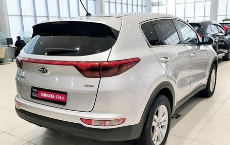 KIA Sportage IV рестайлинг, 2017 год, 2 050 000 рублей, 6 фотография