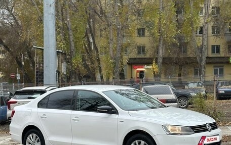 Volkswagen Jetta VI, 2013 год, 770 000 рублей, 2 фотография