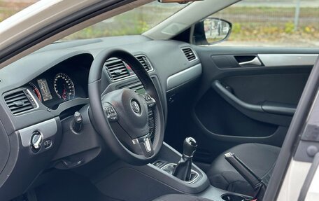 Volkswagen Jetta VI, 2013 год, 770 000 рублей, 19 фотография