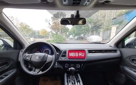 Honda Vezel, 2020 год, 1 735 000 рублей, 13 фотография