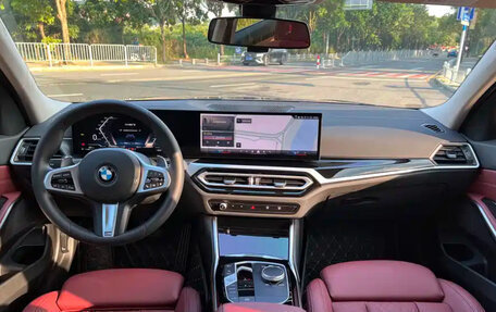 BMW 3 серия, 2024 год, 4 130 000 рублей, 14 фотография