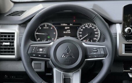 Mitsubishi L200, 2025 год, 5 990 000 рублей, 11 фотография