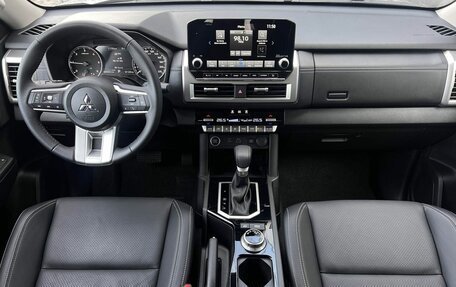 Mitsubishi L200, 2025 год, 5 990 000 рублей, 9 фотография