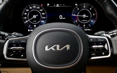 KIA Carnival, 2022 год, 3 999 000 рублей, 16 фотография