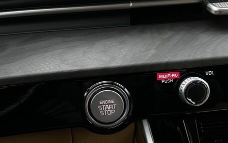 KIA Carnival, 2022 год, 3 999 000 рублей, 20 фотография