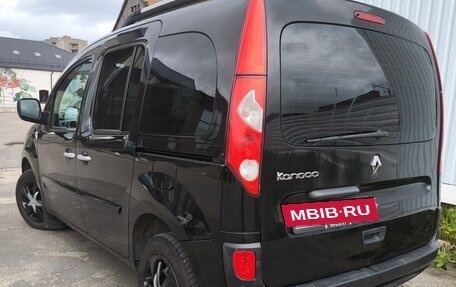 Renault Kangoo II рестайлинг, 2012 год, 920 000 рублей, 6 фотография