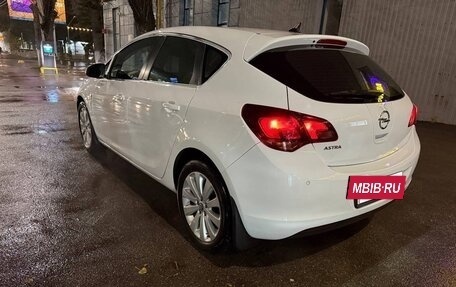 Opel Astra J, 2012 год, 999 999 рублей, 9 фотография