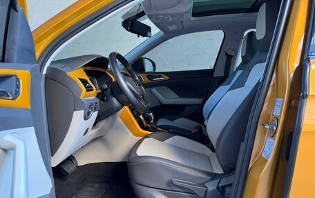 Volkswagen T-Cross I, 2022 год, 1 690 300 рублей, 8 фотография