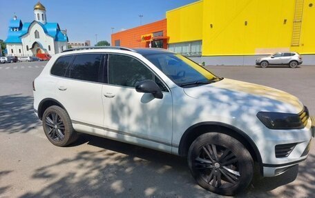 Volkswagen Touareg III, 2015 год, 2 550 000 рублей, 2 фотография