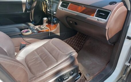 Volkswagen Touareg III, 2015 год, 2 550 000 рублей, 6 фотография