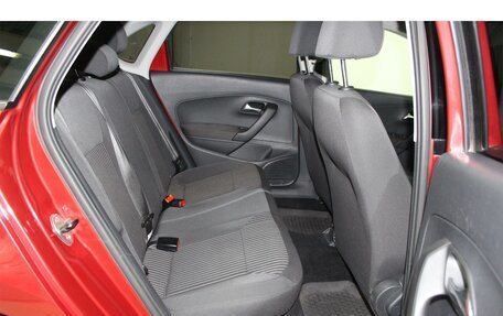 Volkswagen Polo VI (EU Market), 2011 год, 980 000 рублей, 15 фотография