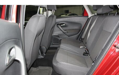 Volkswagen Polo VI (EU Market), 2011 год, 980 000 рублей, 14 фотография