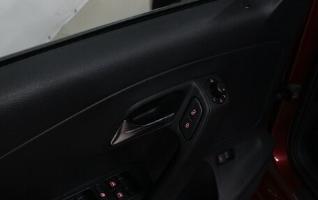 Volkswagen Polo VI (EU Market), 2011 год, 980 000 рублей, 20 фотография