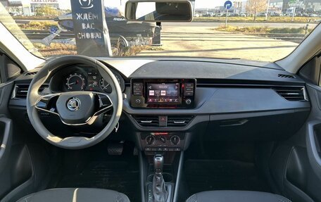 Skoda Rapid II, 2021 год, 1 650 000 рублей, 20 фотография