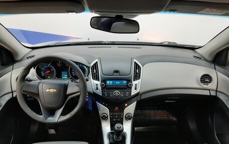 Chevrolet Cruze II, 2014 год, 770 000 рублей, 9 фотография
