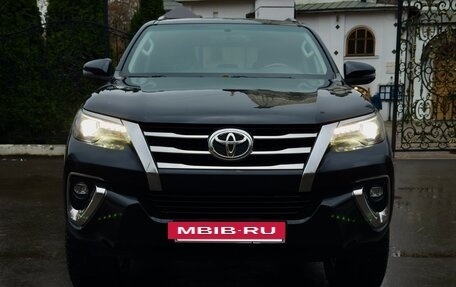 Toyota Fortuner II, 2017 год, 3 400 000 рублей, 2 фотография