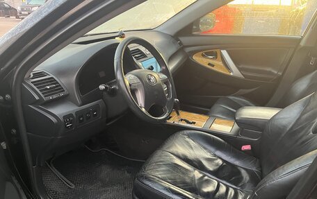 Toyota Camry, 2007 год, 900 000 рублей, 9 фотография