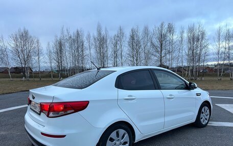 KIA Rio III рестайлинг, 2015 год, 897 000 рублей, 4 фотография