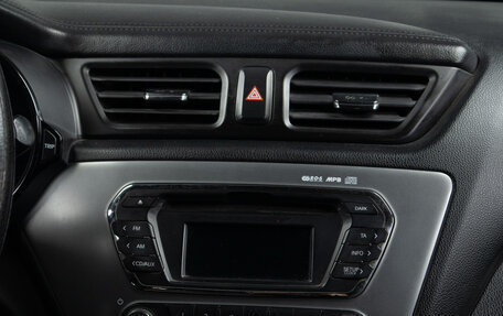 KIA Rio III рестайлинг, 2015 год, 899 000 рублей, 14 фотография